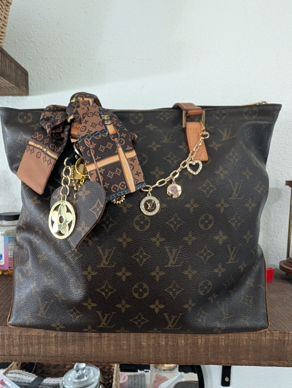 Louis Vuitton Cabas Mezzo!! Priced To Sell! Includes All Charms And 🔐